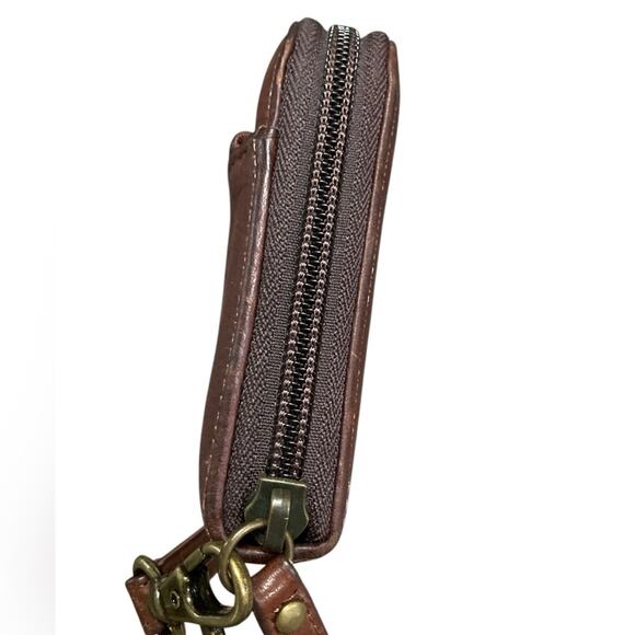 Duluth Trading Co Brown Leather Wristlet Wallet Sleek Design EUC - Picture 8 of 13